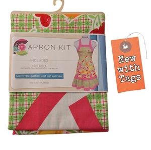 NWT/ Apron Kit